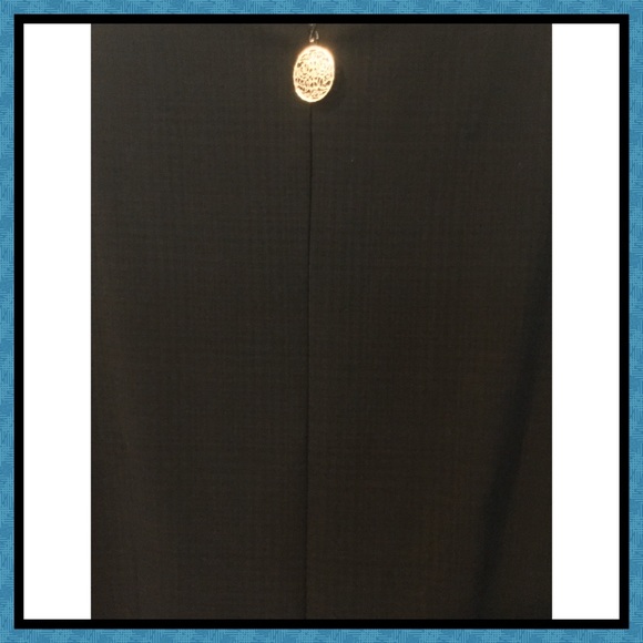 Elie Tahari refined sophisticated sheath dress 8 - Picture 3 of 5